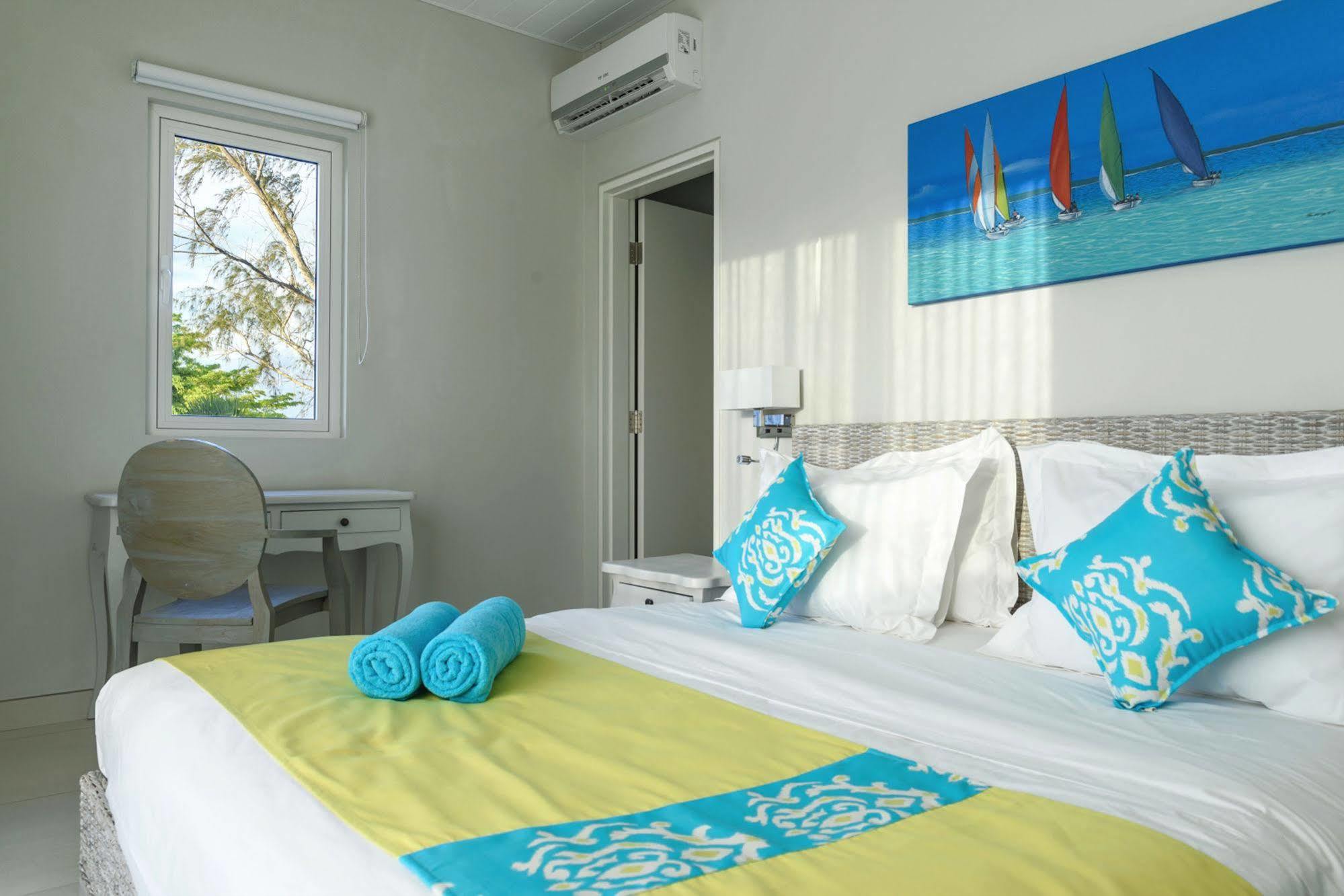 Voile Bleue Boutique Hotel Pointe aux Piments Luaran gambar