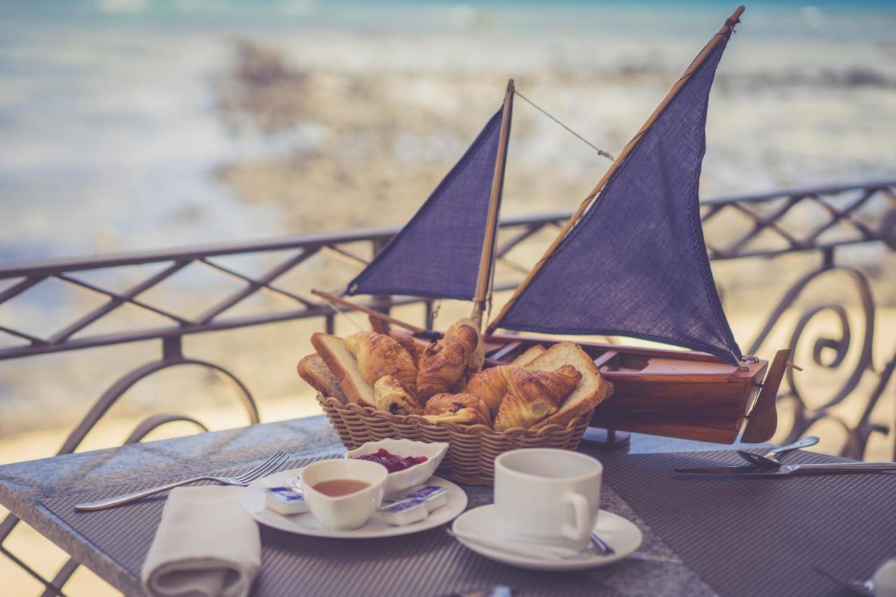 Voile Bleue Boutique Hotel Pointe aux Piments Luaran gambar